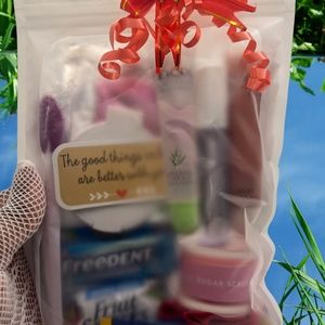 Lip Care Gift Set (Red)